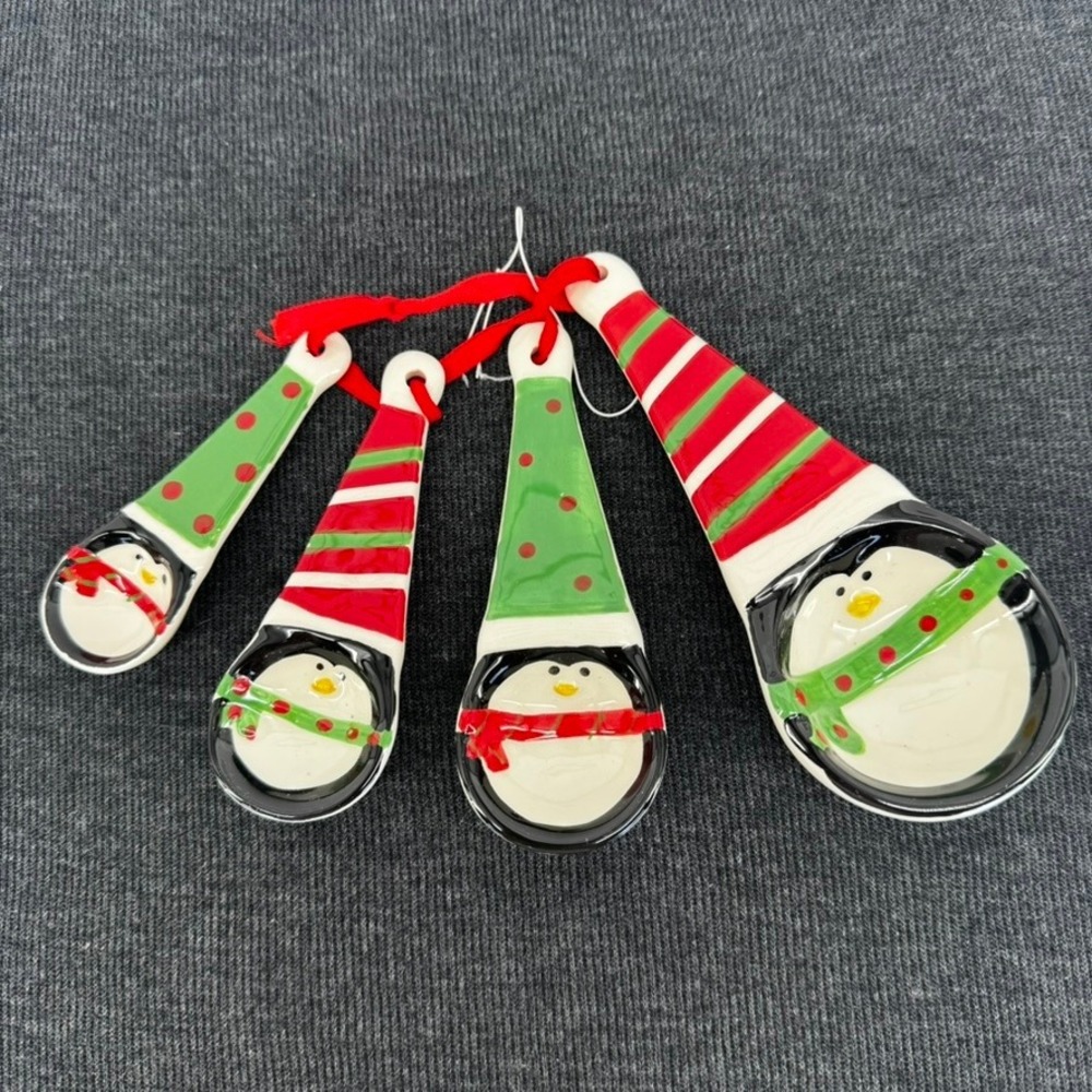 Christmas Penguin Ceramic Measuring Spoon Set Red Green Holiday Kitchen Decor